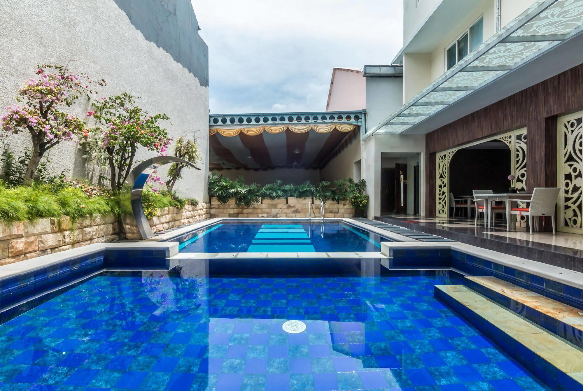 Zen Rooms Denpasar Marlboro Kültér fotó