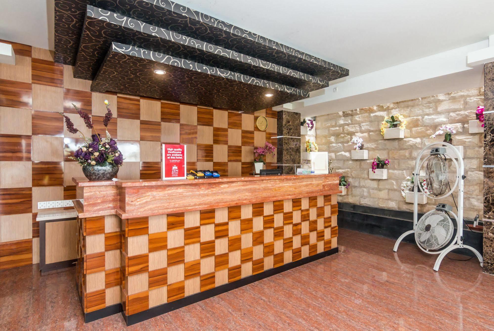 Zen Rooms Denpasar Marlboro Kültér fotó