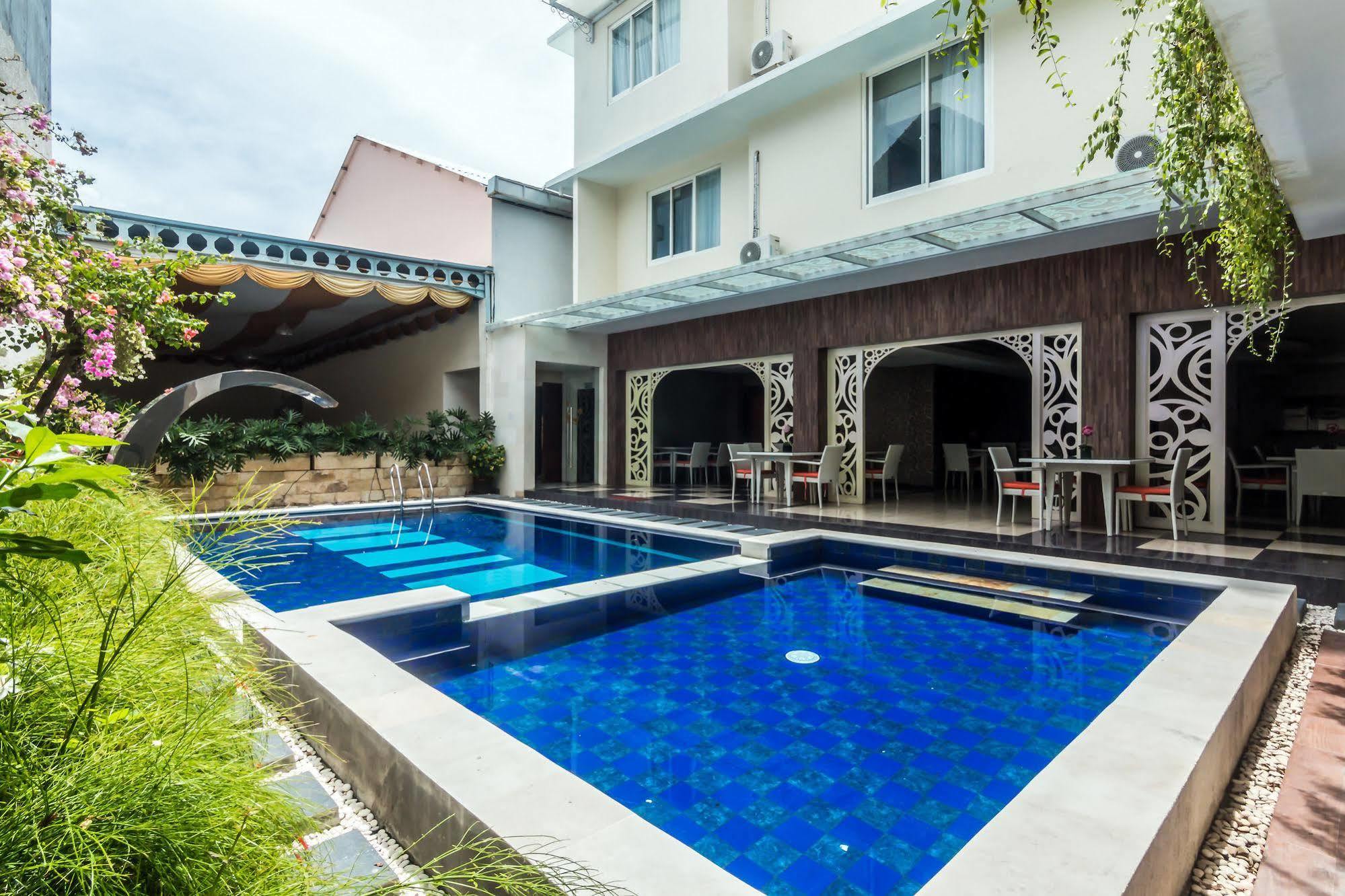 Zen Rooms Denpasar Marlboro Kültér fotó
